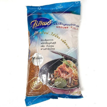 Bag of Raitip Dried Chilli Powder 500g, authentic Thai ground red chilli for spicy cooking