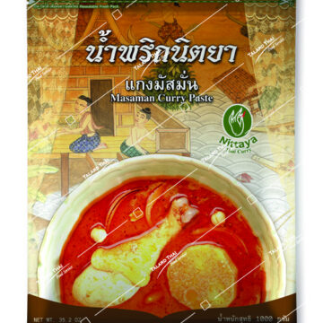Nittaya Massaman Curry Paste – A flavorful Thai curry paste, ideal for creating traditional Massaman curry with warm, aromatic spices.