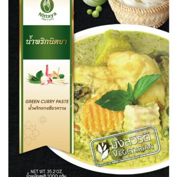 Nittaya Green Curry Paste (Vegetarian) – A rich and aromatic Thai curry paste, ideal for cooking flavorful green curry dishes.
