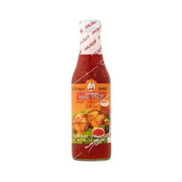 Bottle of Mae Ploy Sweet Chilli Sauce 350g.