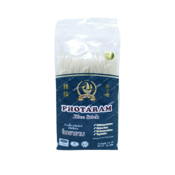 Photaram Rice Stick 10mm 375g – Thick rice noodles ideal for Thai dishes.