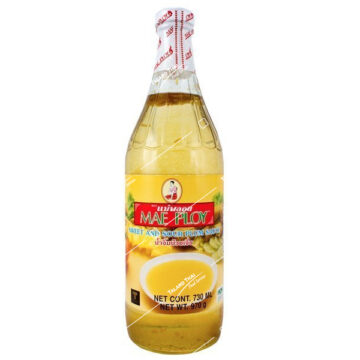Bottle of Mae Ploy Plum Sauce 750g.