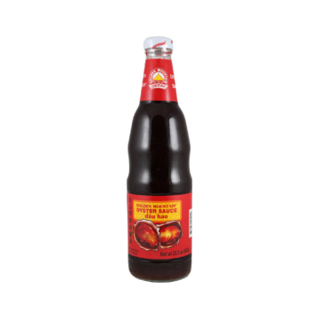 Golden Mountain Oyster Sauce – A bottle of premium oyster sauce, ideal for Thai stir-fries, marinades, and enhancing umami flavors in any dish.