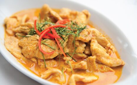 THAI CHICKEN PANANG CURRY RECIPE (PANANG GAI)