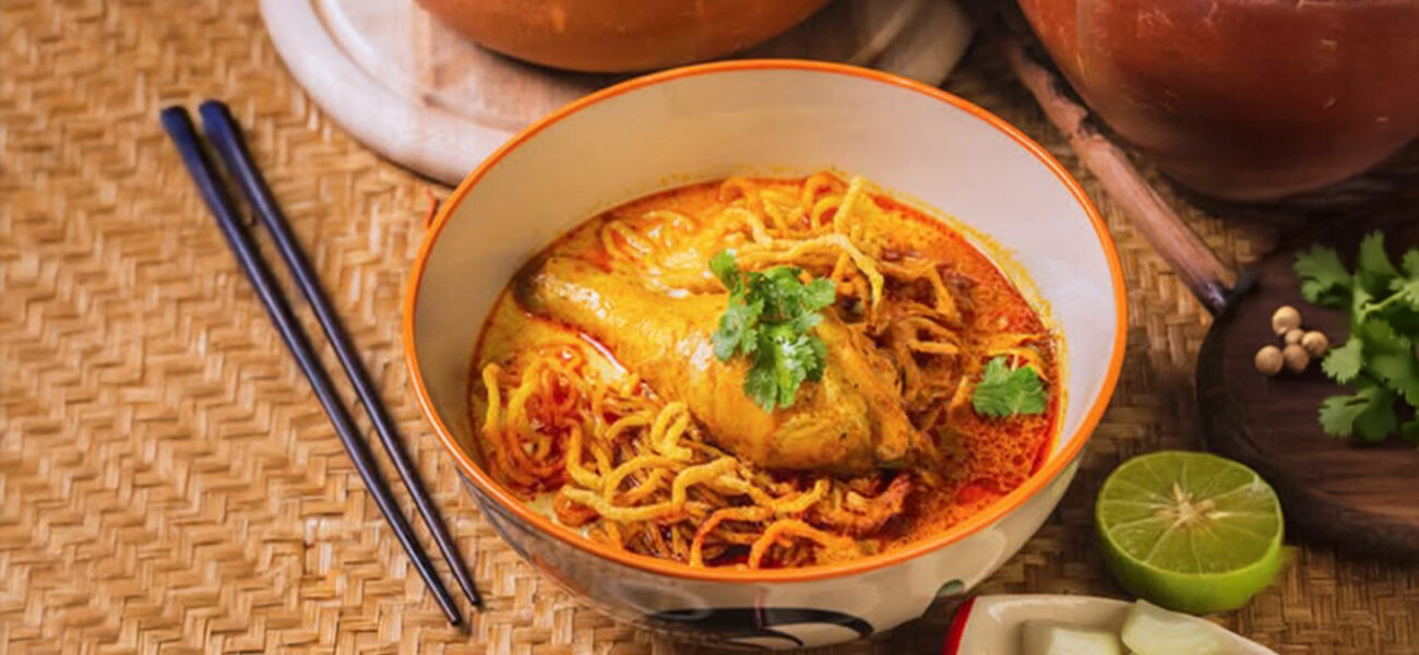 KHAO SOI RECIPE - NORTHERN THAI CURRY NOODLES