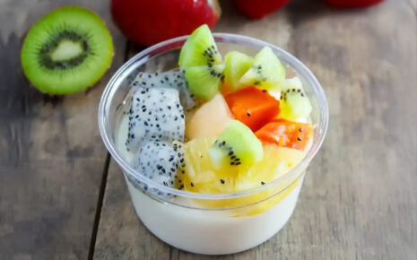 ALMOND JELLY WITH FRUIT SALAD RECIPE_เต้าฮวยฟรุตสลัด_เต้าฮวยนมเย็นนมสด