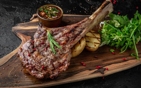 THAI-STYLE 'CRYING TIGER' TOMAHAWK STEAK WITH DIPPING SAUCE